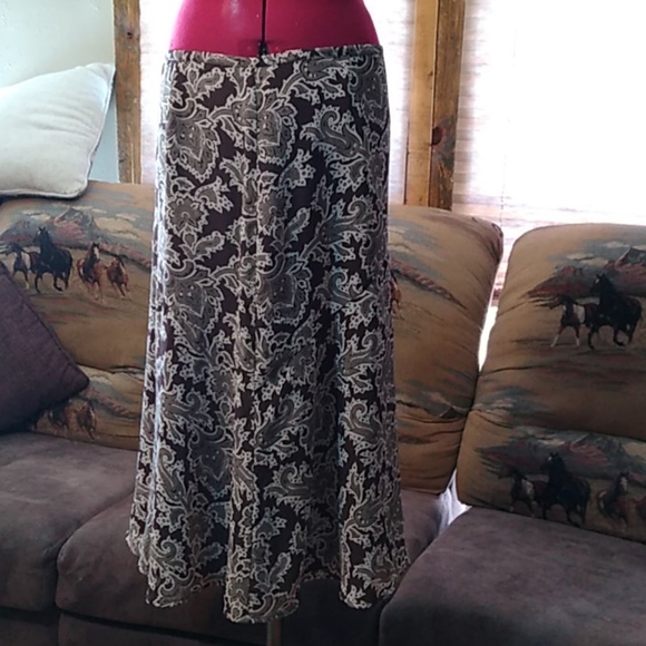 Liz Claiborne Dresses & Skirts - 🌟FINAL PRICE Liz Claiborne Midi Skirt Size 10